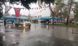 Mersin'in Silifke ilçesinde sağanak ve dolu etkili oldu