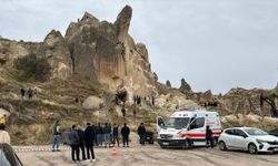 Nevşehir'de peribacasından kopan kaya parçalarının altında kalan 2 kişi hayatını kaybetti