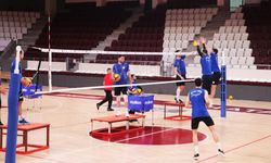 Hatay'ın Erkek Voleybol Takımı, Ligi Orta Sıralarda Tamamlamak İstiyor