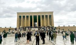 Anıtkabir'de bayram tatilinde ziyaretçi yoğunluğu 