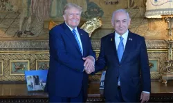 Netanyahu'yu evinde ağırlayan Trump: Başkan seçilmezsem 3. Dünya Savaşı çıkar