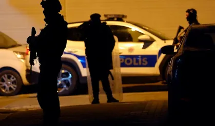 Defne'deki Konteyner Kentte Silahlar Konuştu: Baba ve Kızı Öldürüldü!