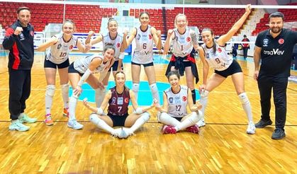 ArsAvev Hatay Voleybol’dan Şampiyonluk Yolunda Net Galibiyet