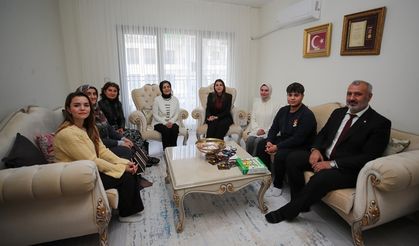Şehit Ailelerine Anlamlı Ziyaret