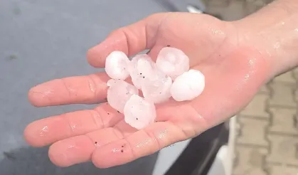 Hatay’da Ceviz Büyüklüğünde Dolu Yağışı Korkuttu!