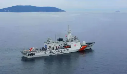 Samandağ Çevlik Sahili Açıklarında Mahsur Kalan 8 Kişi Kurtarıldı!