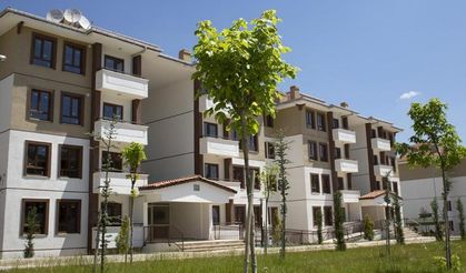 Deprem Konutlarında Yeni Dönem Başladı: Hataylılar Neden Hâlâ Bekliyor?