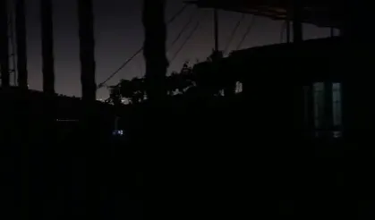 Antakya'nın Merkezinde 2 Gündür Elektrik Yok! Vatandaş TEDAŞ'a Tepkili