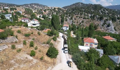 Kumluca'da Karagöl yaylası yolunda 3 kilometrelik asfalt çalışması tamamlandı