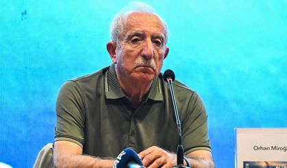 33. Uluslararası Adana Altın Koza Film Festivali'nde 'Sinema ve Toplumsal Hafıza' söyleşisi yapıldı