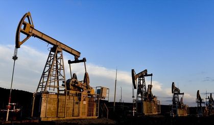 ABD-İran hattında diplomasi beklentileri Brent petrolü 100 doların altına çekti
