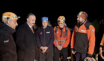 GÜNCELLEME - Isparta'da kanyonda mahsur kalan İHH gönüllülerini kurtarma çalışmaları sürüyor