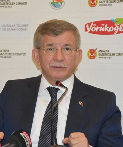 Ahmet Davutoğlu Hakkında Soruşturma Başlatıldı: Gerekçesi Belli Oldu