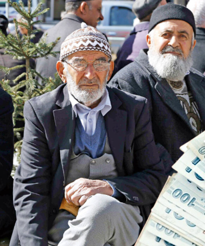 İşte Hataylı Emekli ve Memur Zamları!