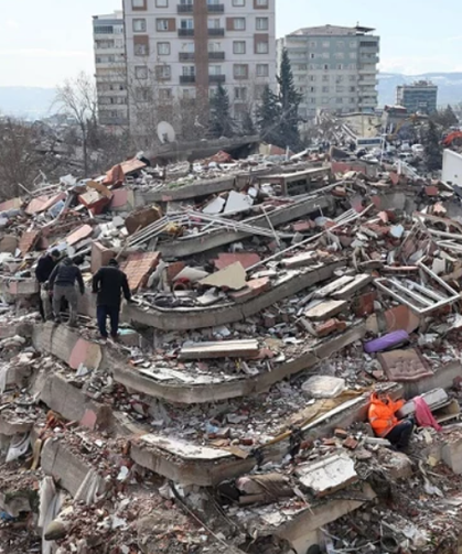 8.8’lik Depremde Yıkım Olmadı! Ruslardan Türkiye’ye 6 Şubat Eleştirisi