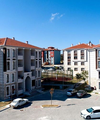 Hatay’da Sosyal Konutta Gençlere ve Ailelere Kontenjan