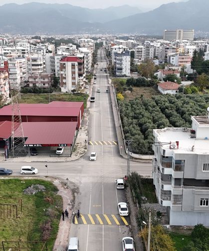 HBB Dörtyol’da 2 Mahallenin Yolunu Asfaltladı