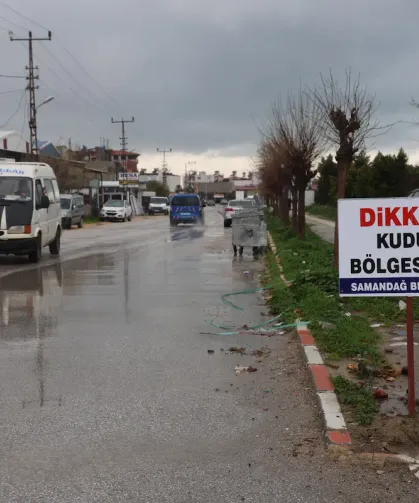 ‘Dikkat Kuduz Bölgesidir’: Hatay’da 4 Mahalleye Yasak !