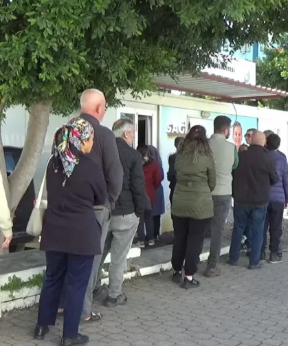 Hatay’da Gizemli Hayırseverden Günlük 6 Bin Ekmek Desteği