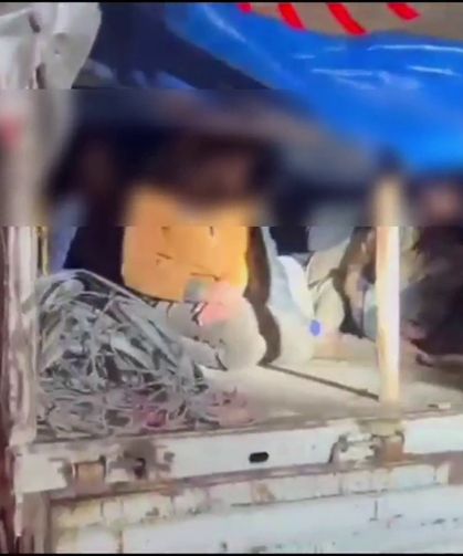 Tır Dorsesinde Branda Altında 12 Kaçak Göçmen Yakalandı