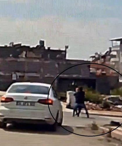 Hatay'da Kaldırımda Yürüyen Kadının Boynundaki Kolyeyi Çaldılar!