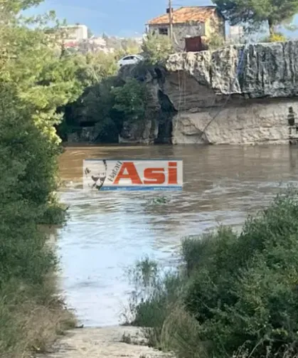 Samandağ’ın Batıayaz Köprüsü Yıkıldı