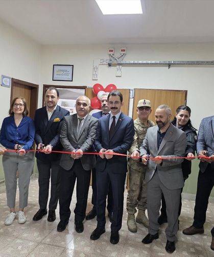 Hatay'da Hayırseverler Kütüphane Kurdu