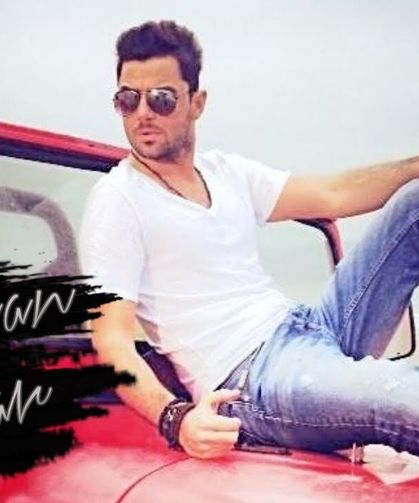 Gökhan Akar’ın Efsane Şarkısı “Aşktan Ötesi” Dijitalde Yeniden Zirvede!