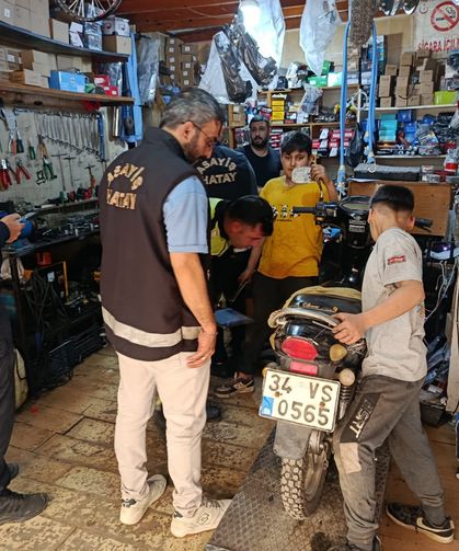 Hatay'da Motosiklet Tamirhaneleri Denetlendi