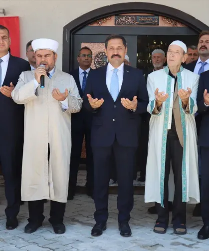 Hatay'da Deprem Sonrası 129'uncu Cami İbadete Açıldı