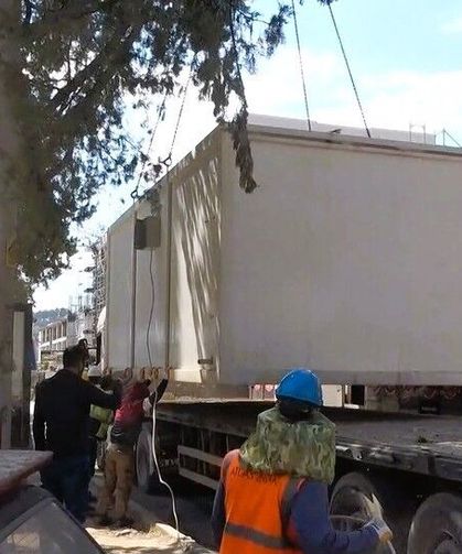 Deprem Bölgesinde Sokak Aralarındaki Konteynerler Kaldırılıyor!