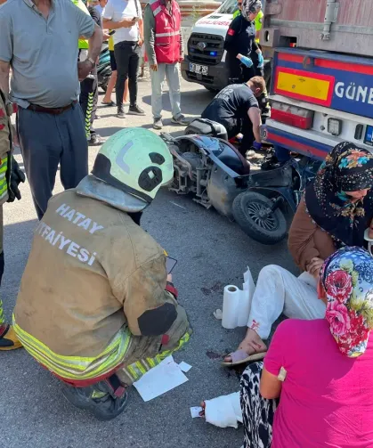 Hatay'da Geri Gelen Tır Dehşeti: Anne ve 2 Çocuğu Dorsenin Altında Kaldı