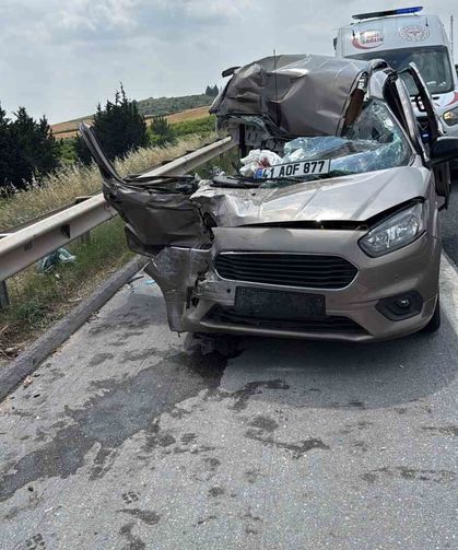 Tarsus-Adana otoyolunda kaza: 1 ölü, 4 yaralı
