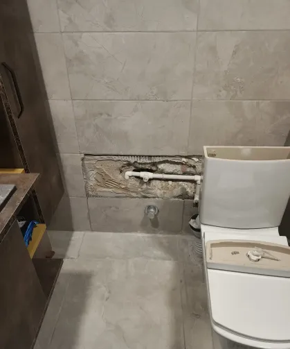 Dikmece TOKİ Sakinleri Tepkili: "Evler Nem, Küf İçinde, Oturulmaz Durumda!"