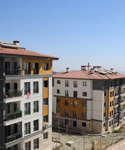 Hatay'da TOKİ Hak Sahipleri Evlerini Neden Satışa Çıkarmaya Başladı?