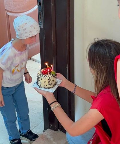 Defneli Melek’in Doğum Günü Dileğini Kızılay Gerçekleştirdi