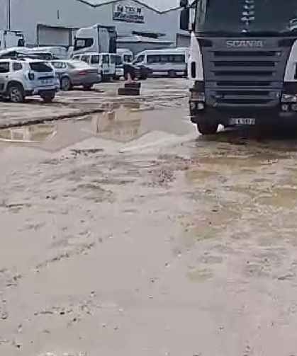 Yol Değil Adeta Bataklık: Antakya Halkı Bunu Hak Etmiyor!