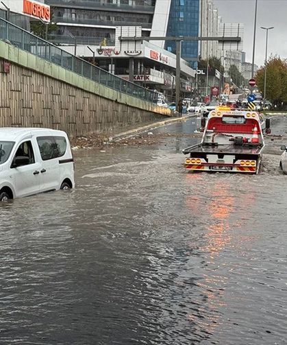 İstanbul’da Sağanağın Bilançosu: 1.277 Su Baskını, 15 Heyelan!