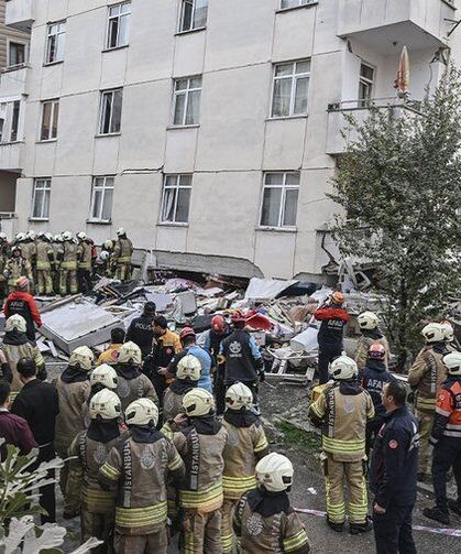 Çöken Binada Can Kaybı 5’e Yükseldi: Yıllar Önce Yıkım Kararı Alınmış!