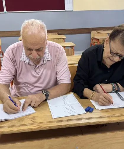 Hataylı 73 Yaşındaki Çift Okumanın Yaşı Yok Dedirtti!