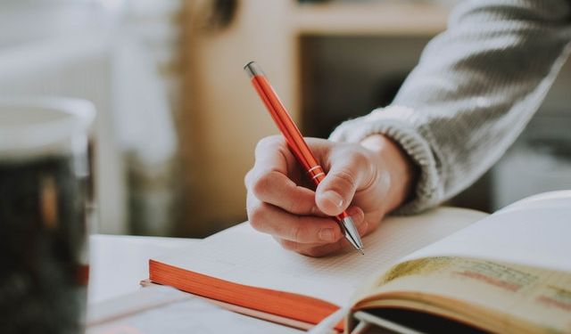 Defne'de Öğrencilere Ücretsiz LGS ve YKS Kursu Desteği