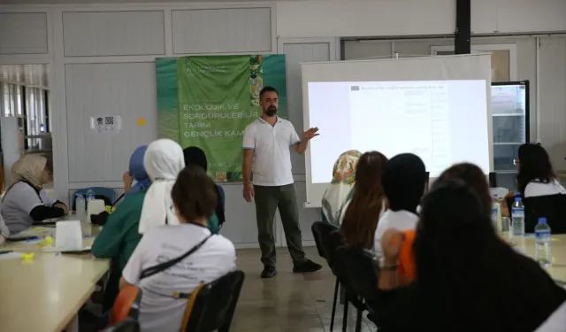 Hatay'da Ekolojik ve Sürdürülebilir Tarım Gençlik Kampı sürüyor