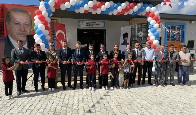 İskenderun'da depremde ağır hasar alan okulun yerine yenisi yapıldı