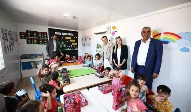 Silivri Belediyesi'nden, Öğrencilere Çanta Hediyesi