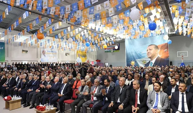 Ak Parti Altınözü İlçe Başkanlığına Dönmez Seçildi