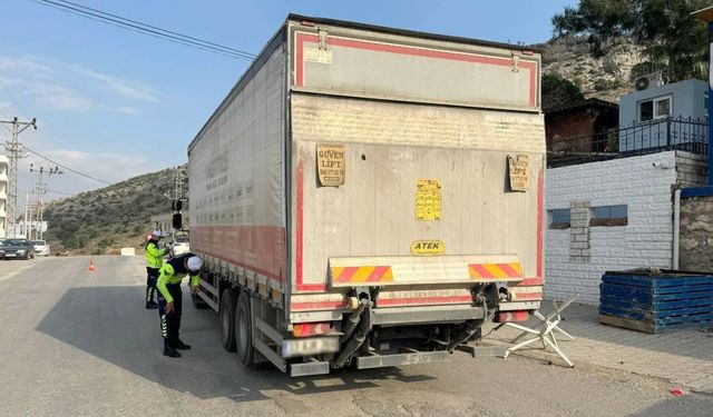 Mersin'de bu ay 597 araç trafikten men edildi