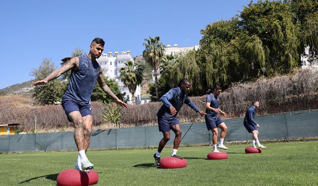 Alanyaspor, Antalyaspor maçının hazırlıklarına devam etti