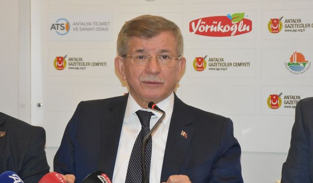Ahmet Davutoğlu Hakkında Soruşturma Başlatıldı: Gerekçesi Belli Oldu