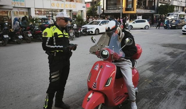 İskenderun'da motosiklet sürücüleri bilgilendirildi