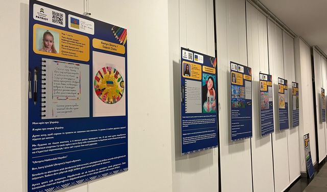 Antalya'da "Ukrayna Hayalinin Yüzleri" sergisi ziyarete açıldı